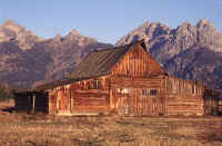 03MormonCabin.jpg (91362 bytes)